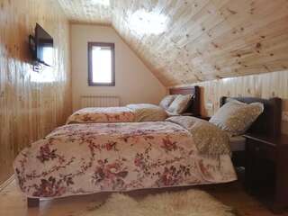 Апартаменты Vila AS Жабляк Трехместный номер с общей ванной комнатой-5